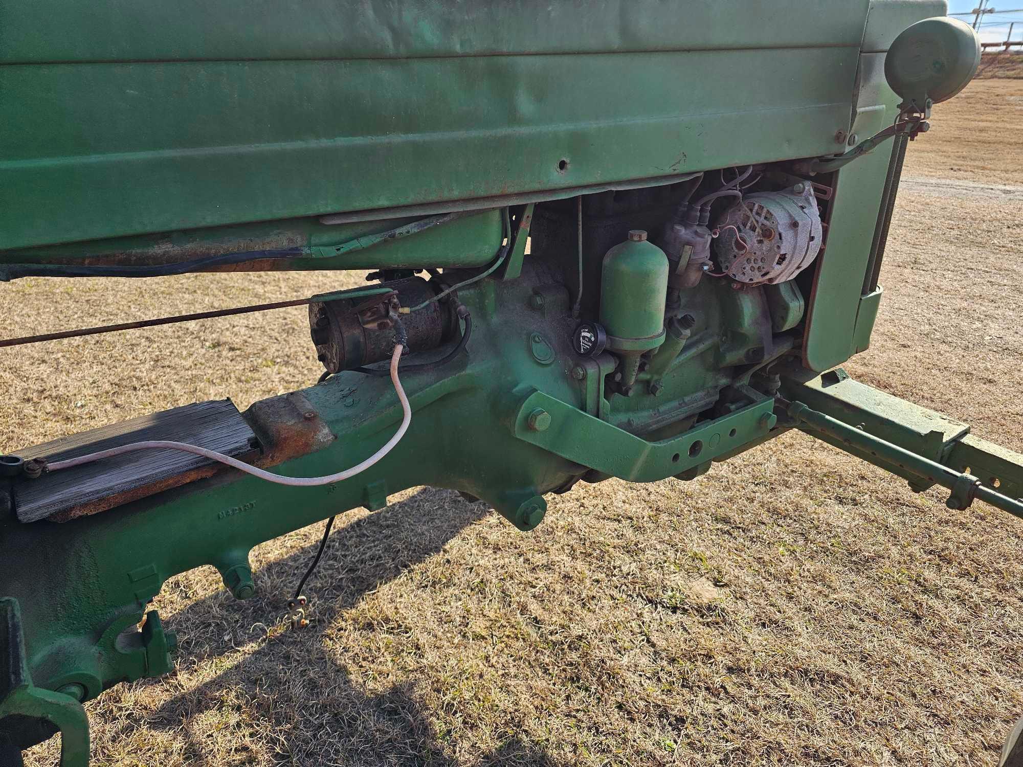 585 - JOHN DEERE 420W TRACTOR