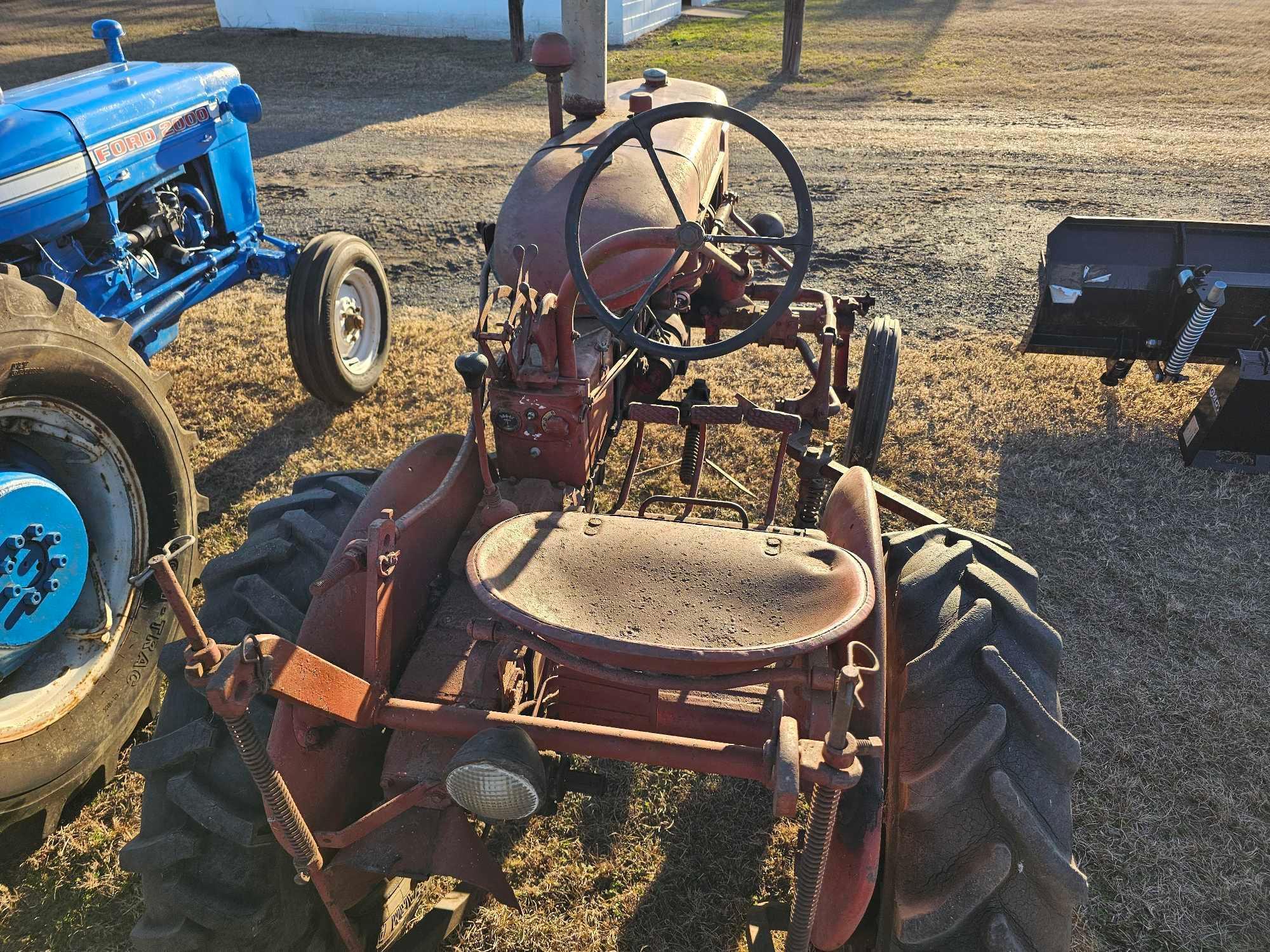 682 - MCCORMICK FARMALL SUPER A