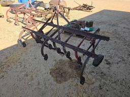 2525 - 2 ROW CULTIVATOR