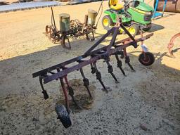 2525 - 2 ROW CULTIVATOR