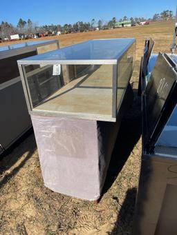 2759 - DISPLAY CASE 20" X 57"