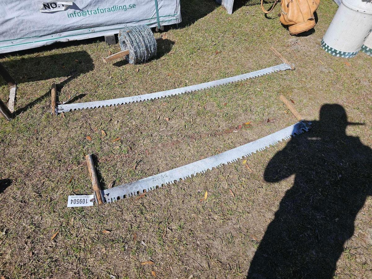 2285 - CROSS CUT SAW