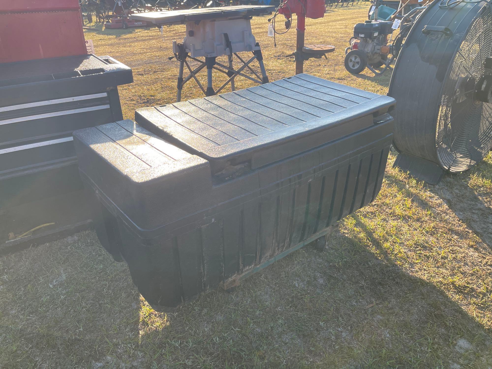 2492 - TUFF BOX OF MISC HYDRAULIC HOSES