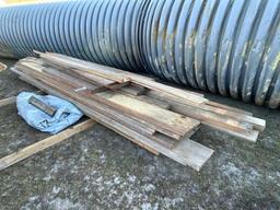 2573 - PILE OF OLD LUMBER