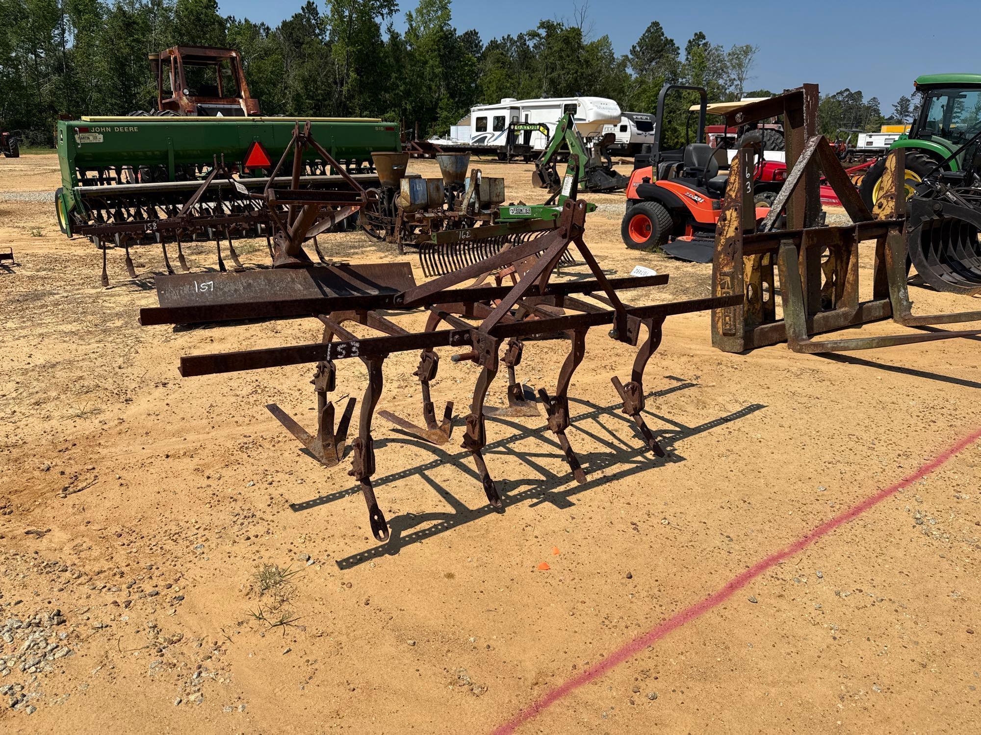 153 - 2 ROW CULTIVATOR