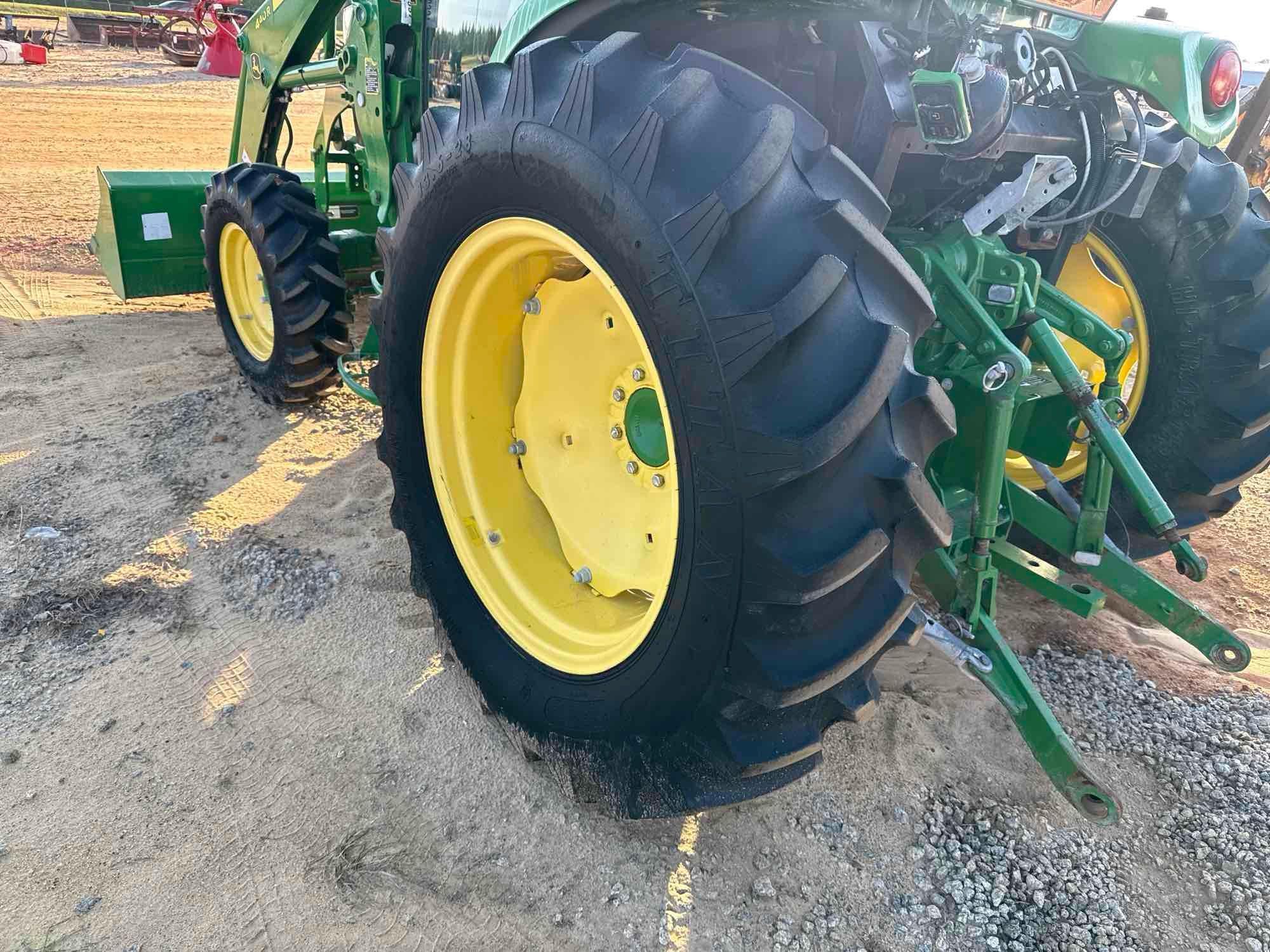 168 - JOHN DEERE 4052R 4WD CAB TRACTOR
