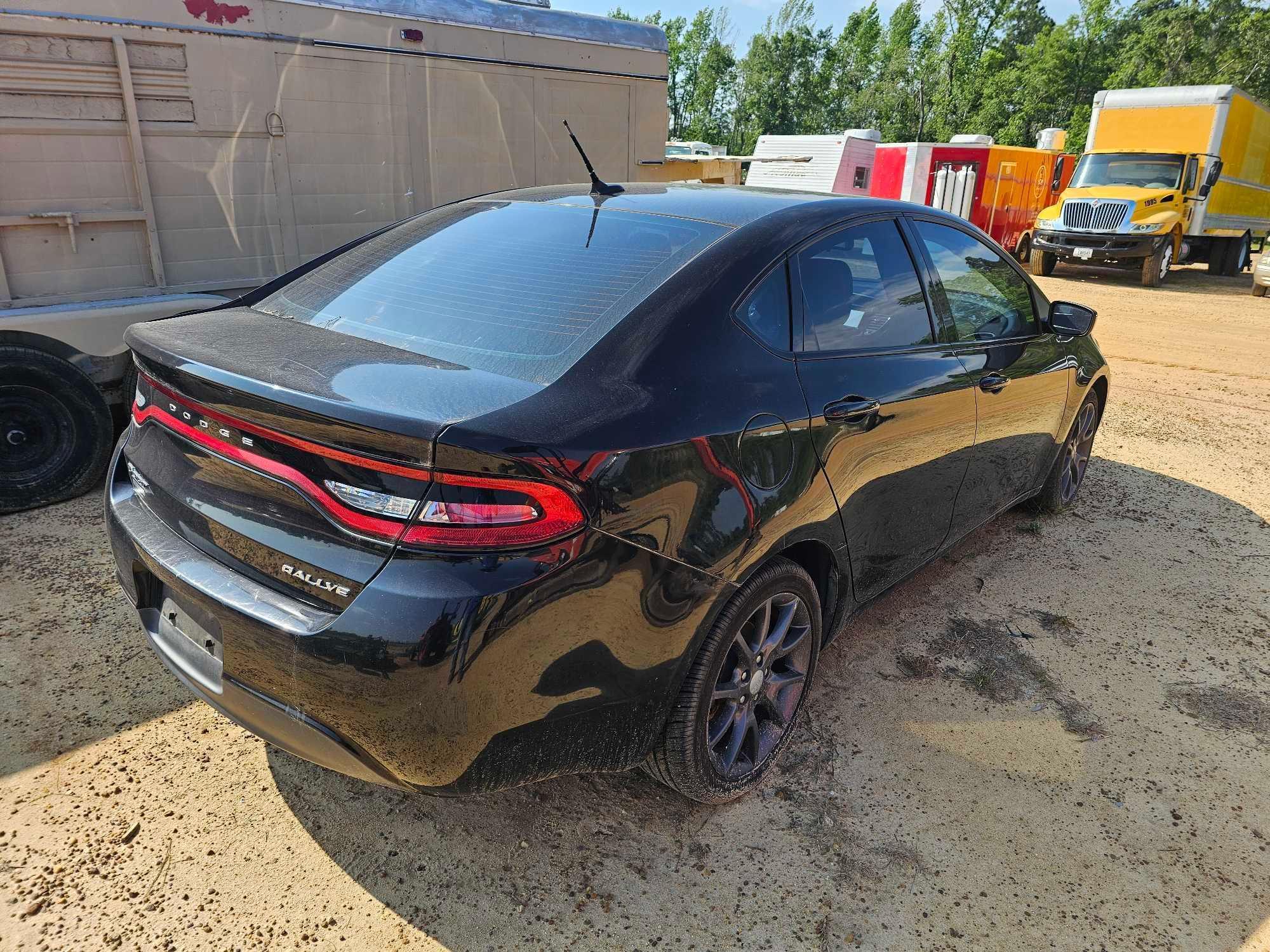 320 - 2016 DODGE DART SXT SPORT *