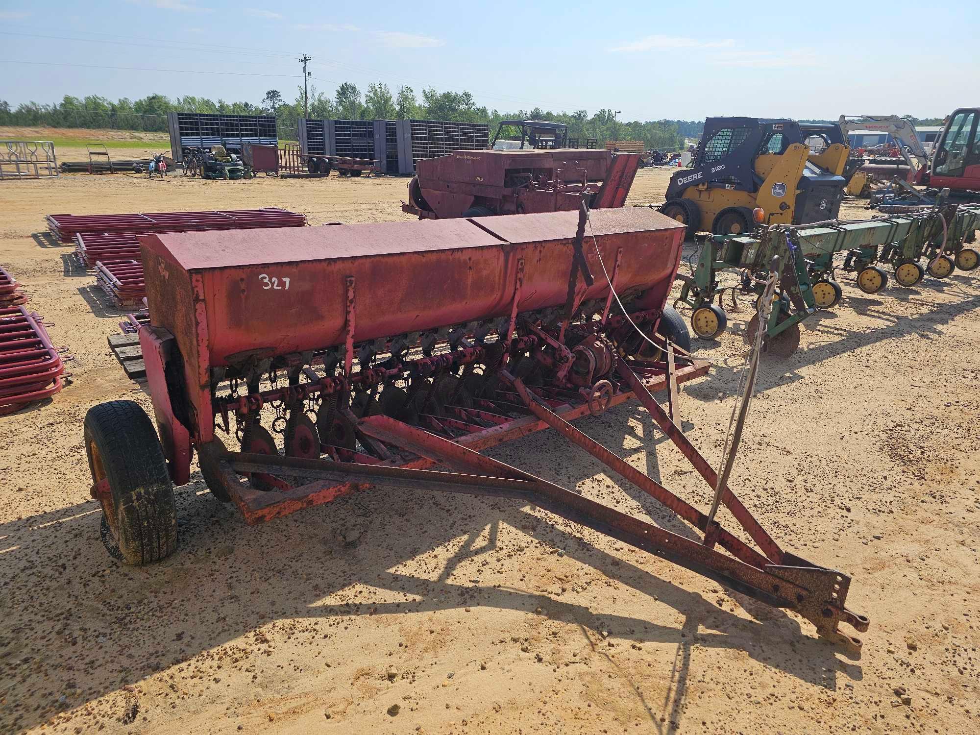 327 - 10' MASSEY FERGUSON GRAIN DRILL