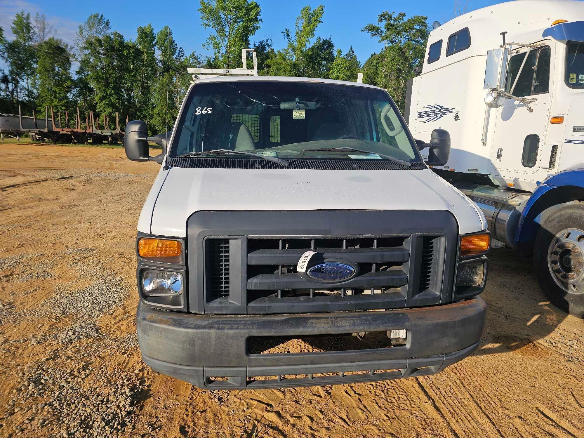 865 - 2008 FORD ECOLINE WORK VAN *