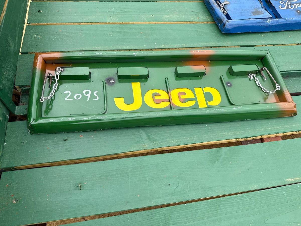 2095 - JEEP TAILGATE