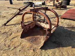 2530 - 3' DIRT SCOOP