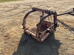 2530 - 3' DIRT SCOOP