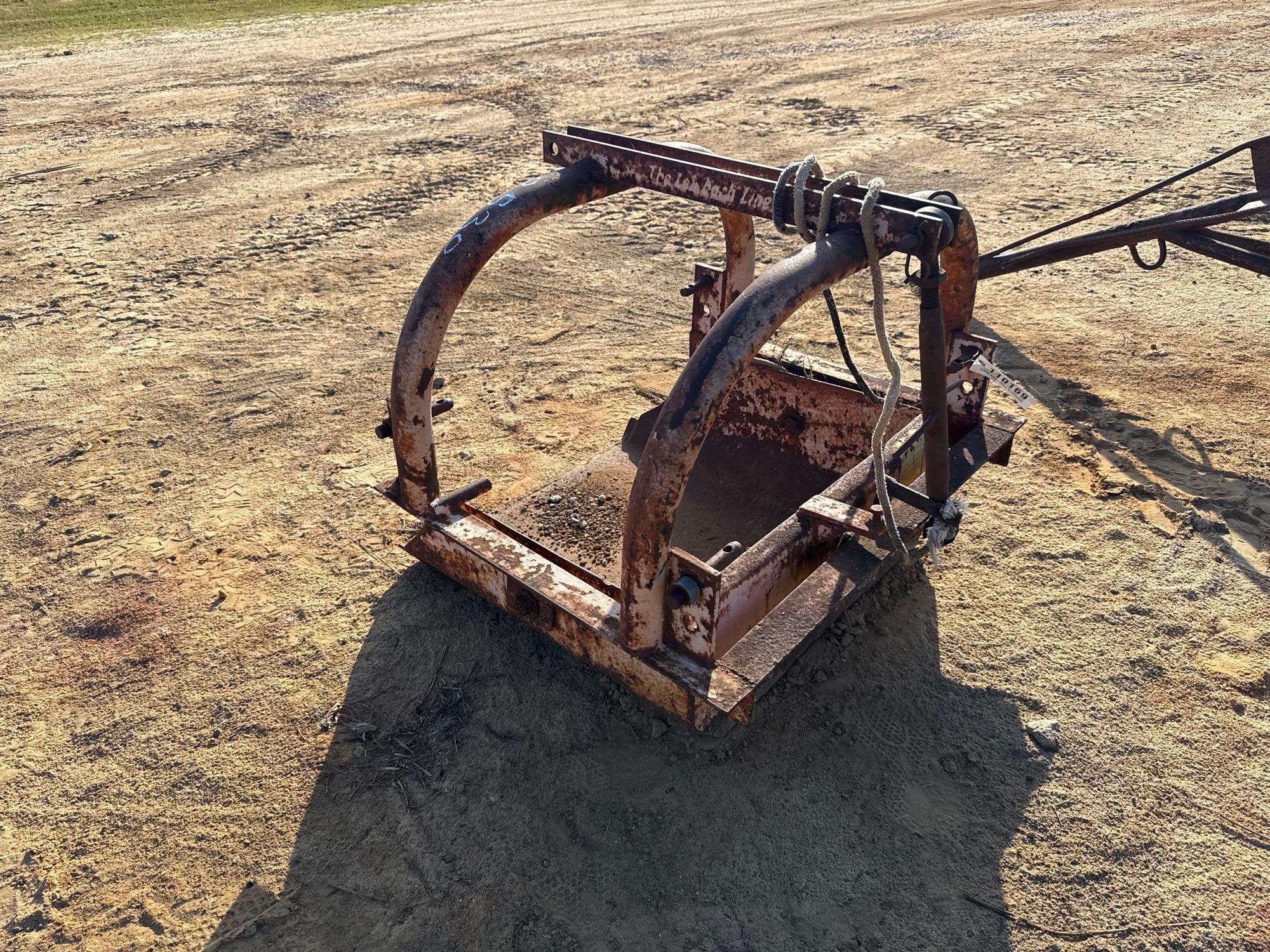 2530 - 3' DIRT SCOOP
