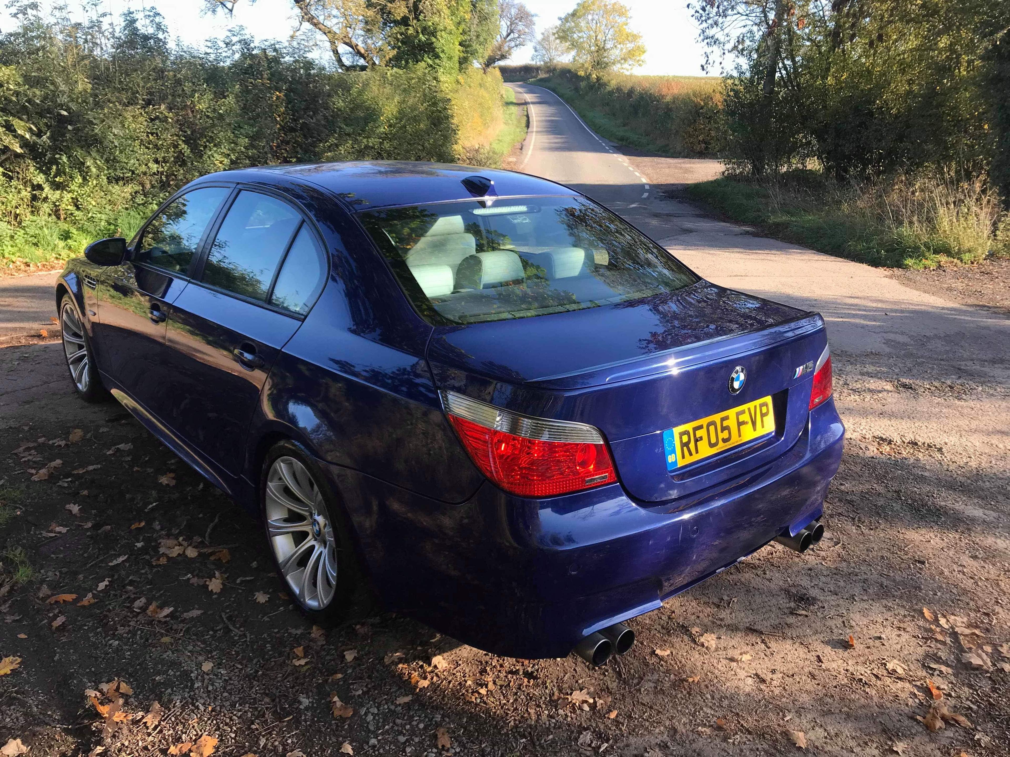2005 BMW M5 V10 (E61)