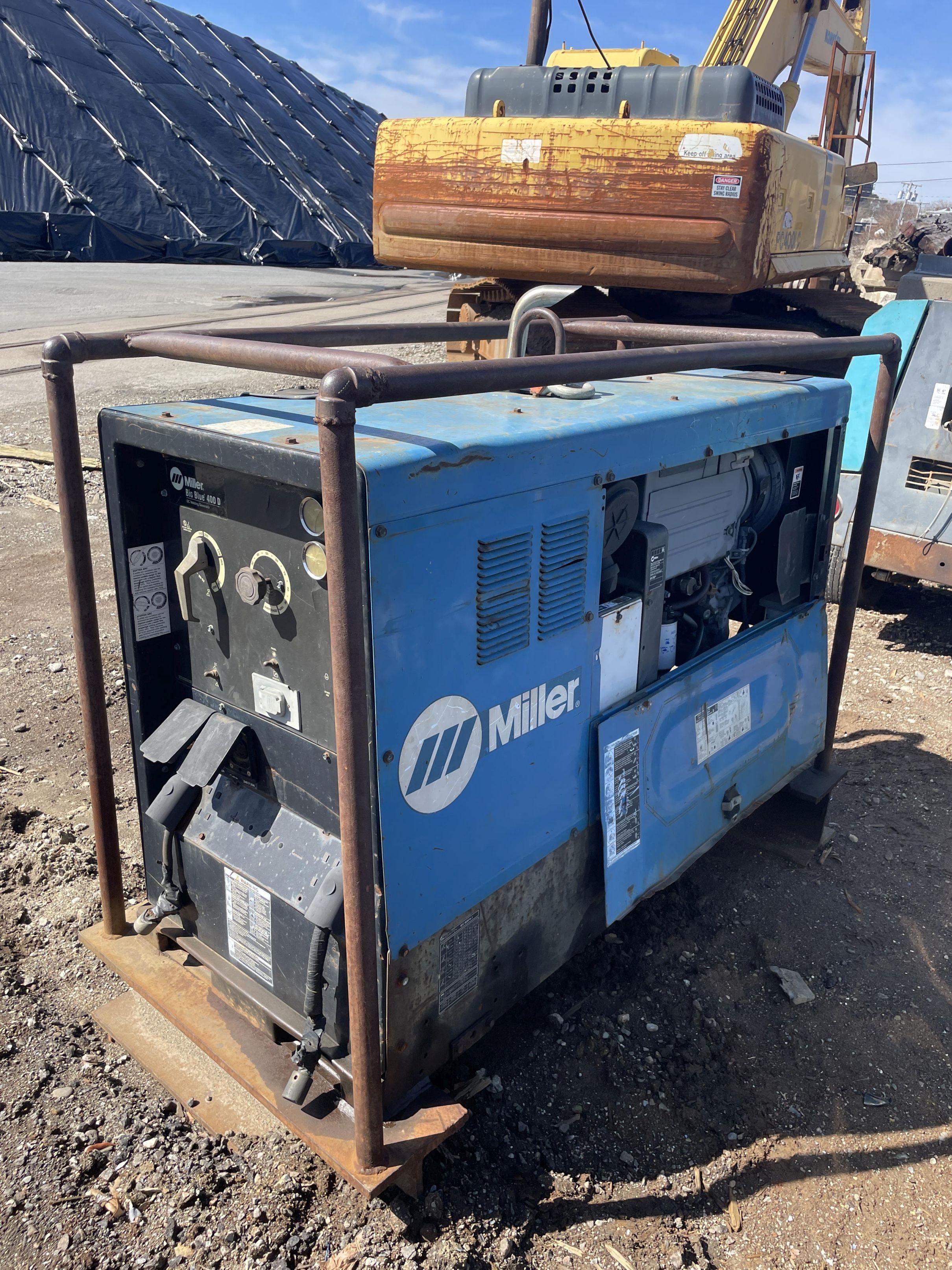 Miller Big Blue 400D DC Welder/ Generator w/ Hours: NA and Deutz Diesel Engine