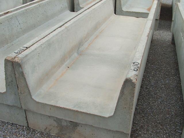 8' CONCRETE FEED BUNK