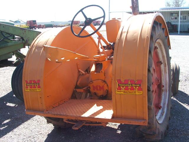 MM ZTS GAS TRACTOR  SALVAGE