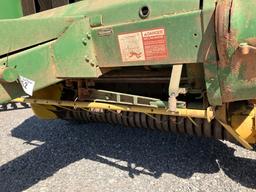 JD 530 ROUND BALER