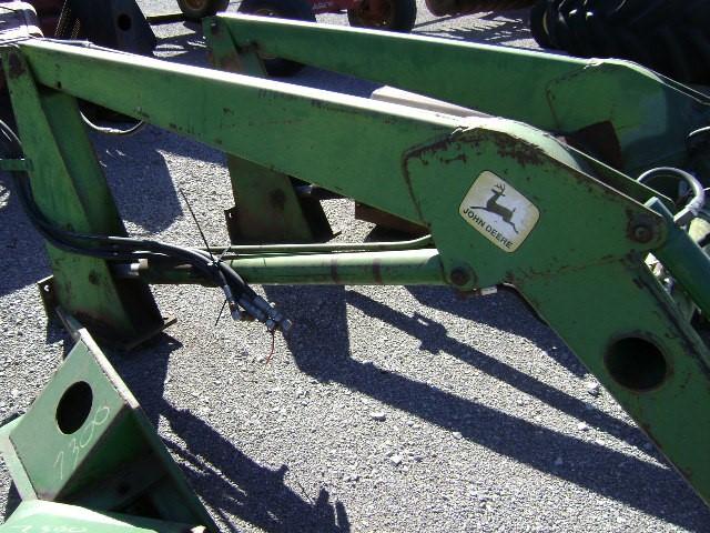 JD 158 LOADER WITH BUCKET & SPIKE