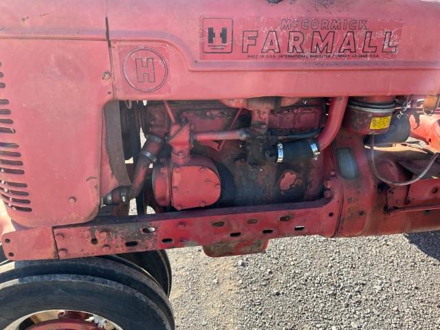 1947 FARMALL H TRACTOR
