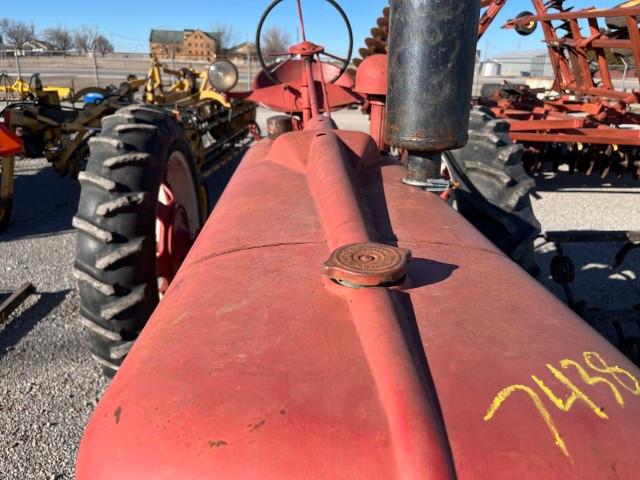 1947 FARMALL H TRACTOR