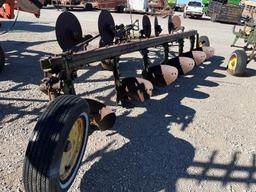 JD 6 BOTTOM PLOW
