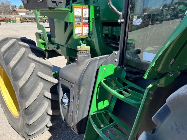 JD 6135E MFWD TRACTOR