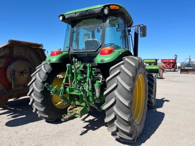 JD 6135E MFWD TRACTOR