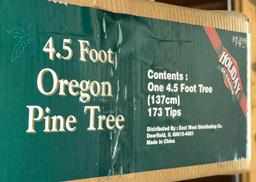 4.5ft Tall Christmas Tree