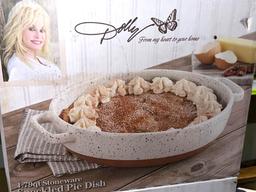 2 New Dolly 1.79QT Stoneware Speckled Pie Dish