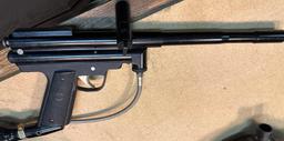Piranha Paintball Gun and Mask