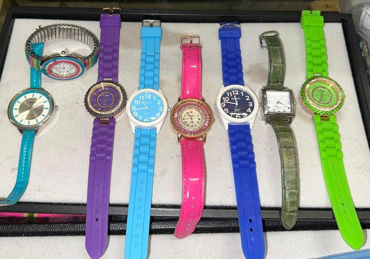 8 Colorful Watches