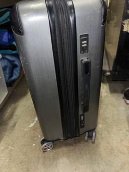 Gray Swiss Gear Hard Shell Suit Case
