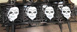 12 Piece Skull Yard Boarder Each 25" Long