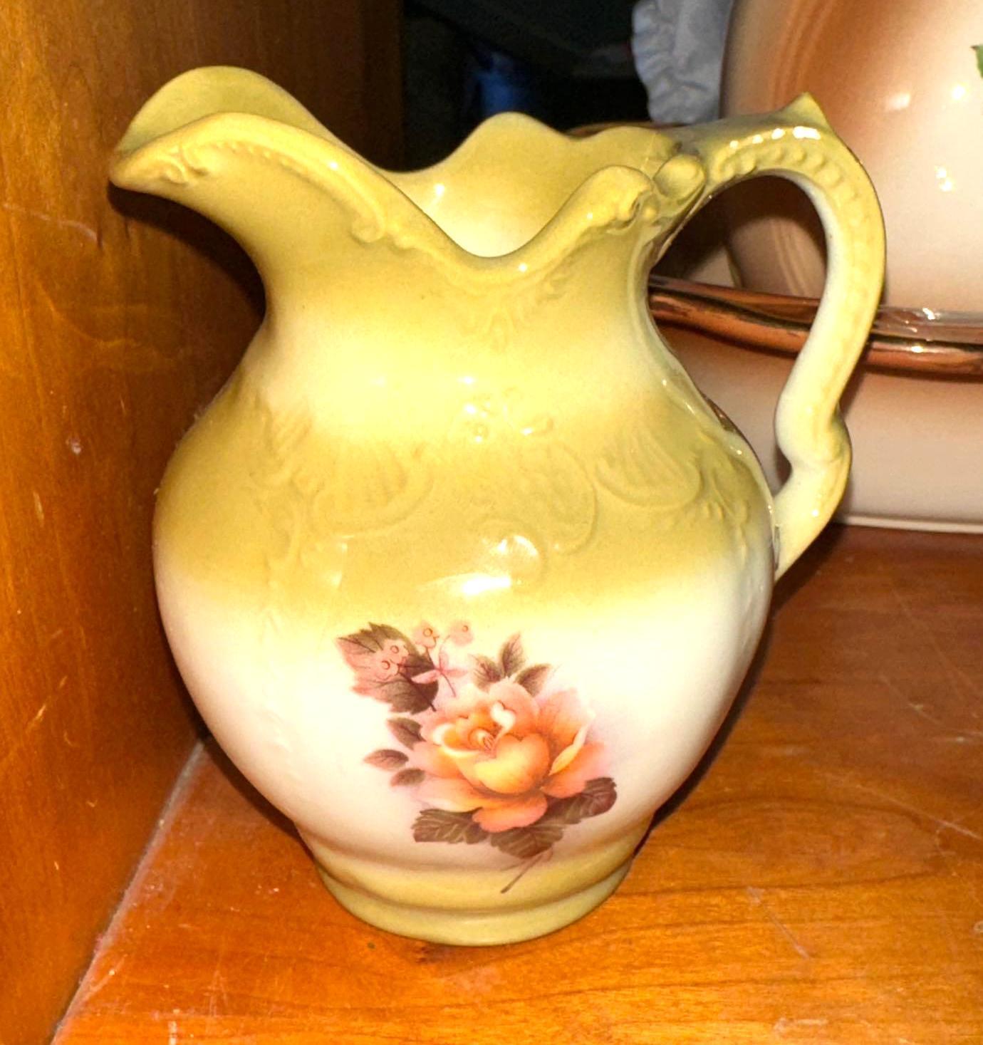 5 Vintage Arnel's Pottery Pitchers and 3 Bowls