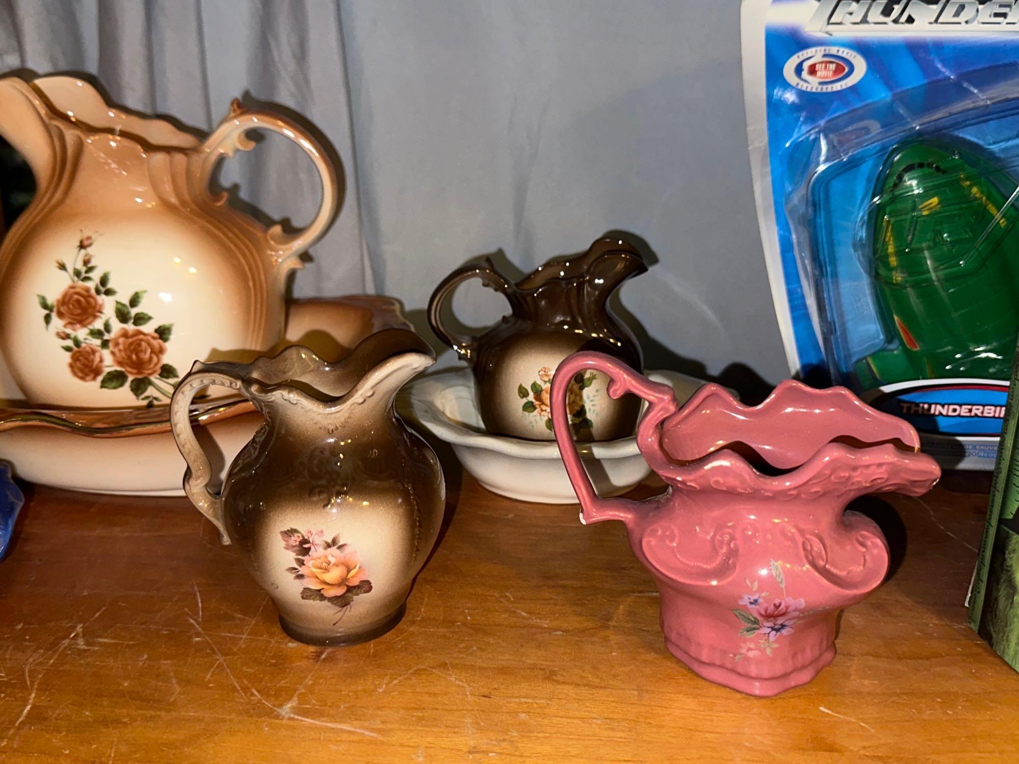 5 Vintage Arnel's Pottery Pitchers and 3 Bowls