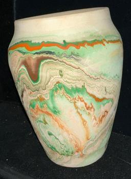 Native American Nemadji Pottery from Minnesota 7" Tall