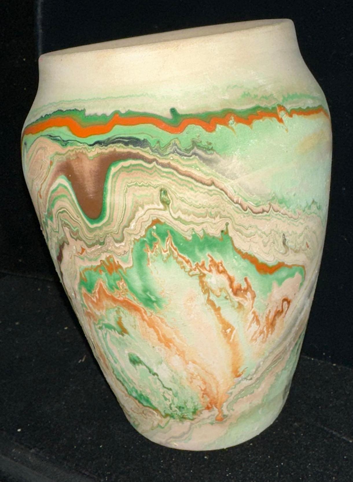 Native American Nemadji Pottery from Minnesota 7" Tall