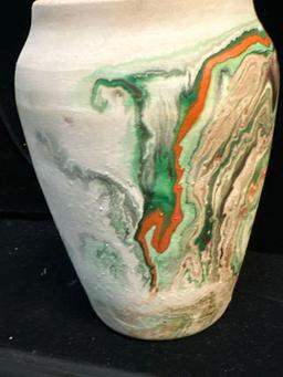 Native American Nemadji Pottery from Minnesota 7" Tall