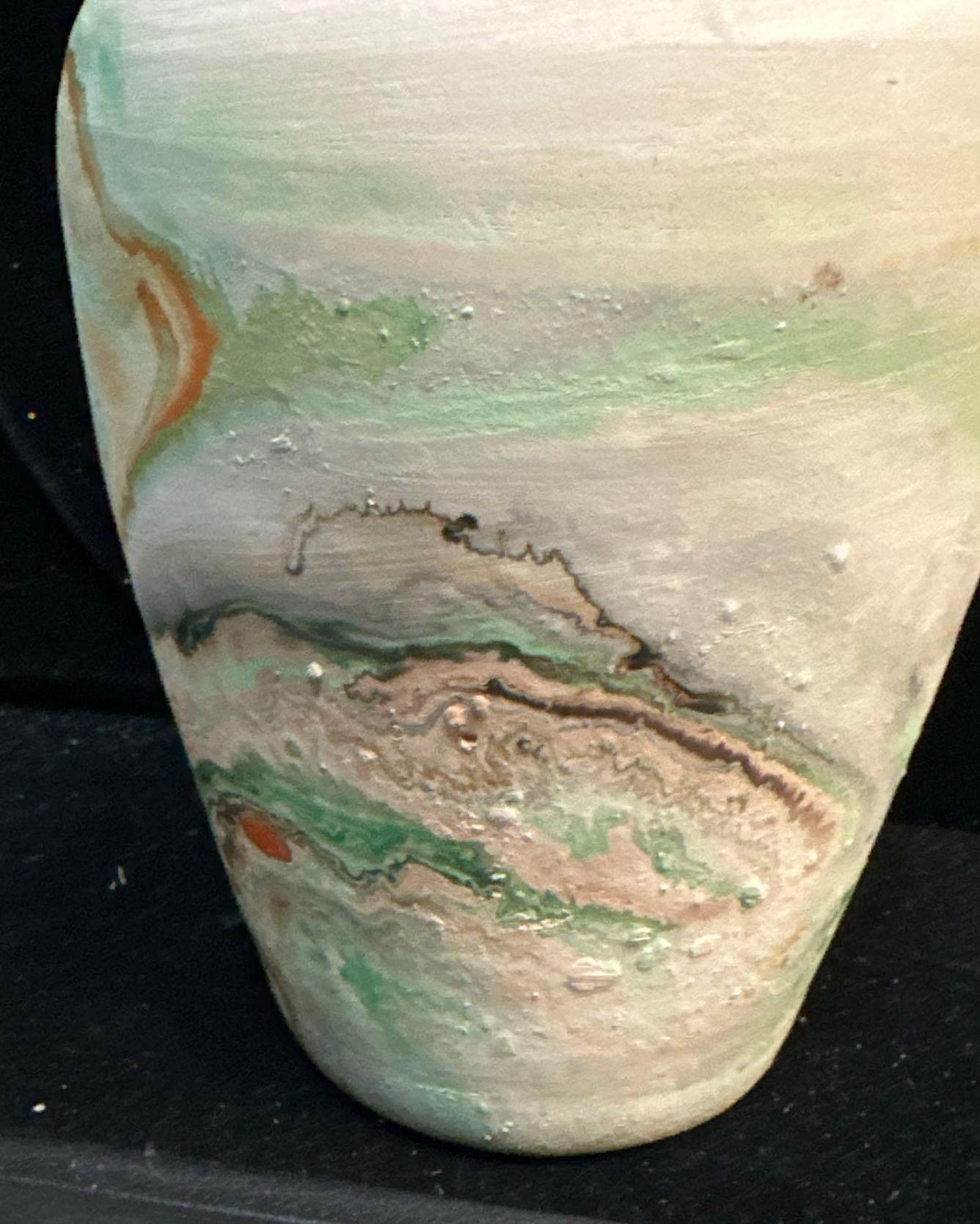 Native American Nemadji Pottery from Minnesota 7" Tall