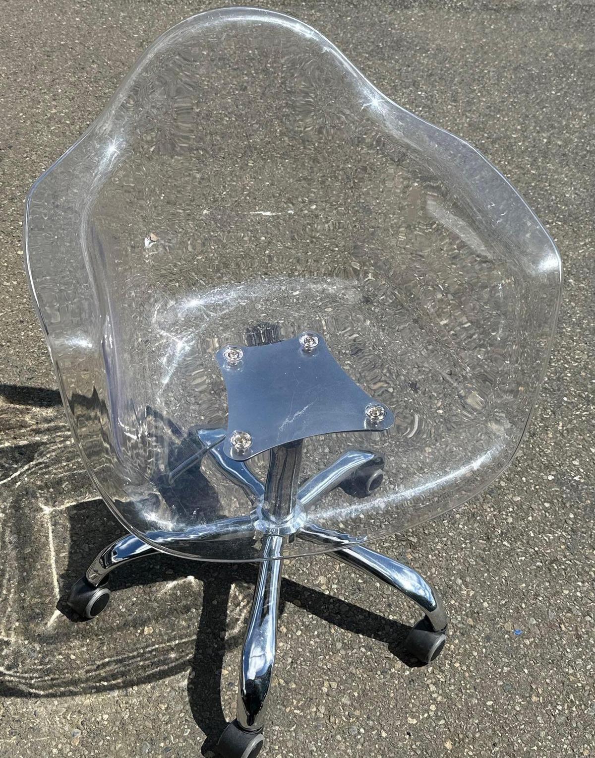 Clear Acrylic Chair Adjustable