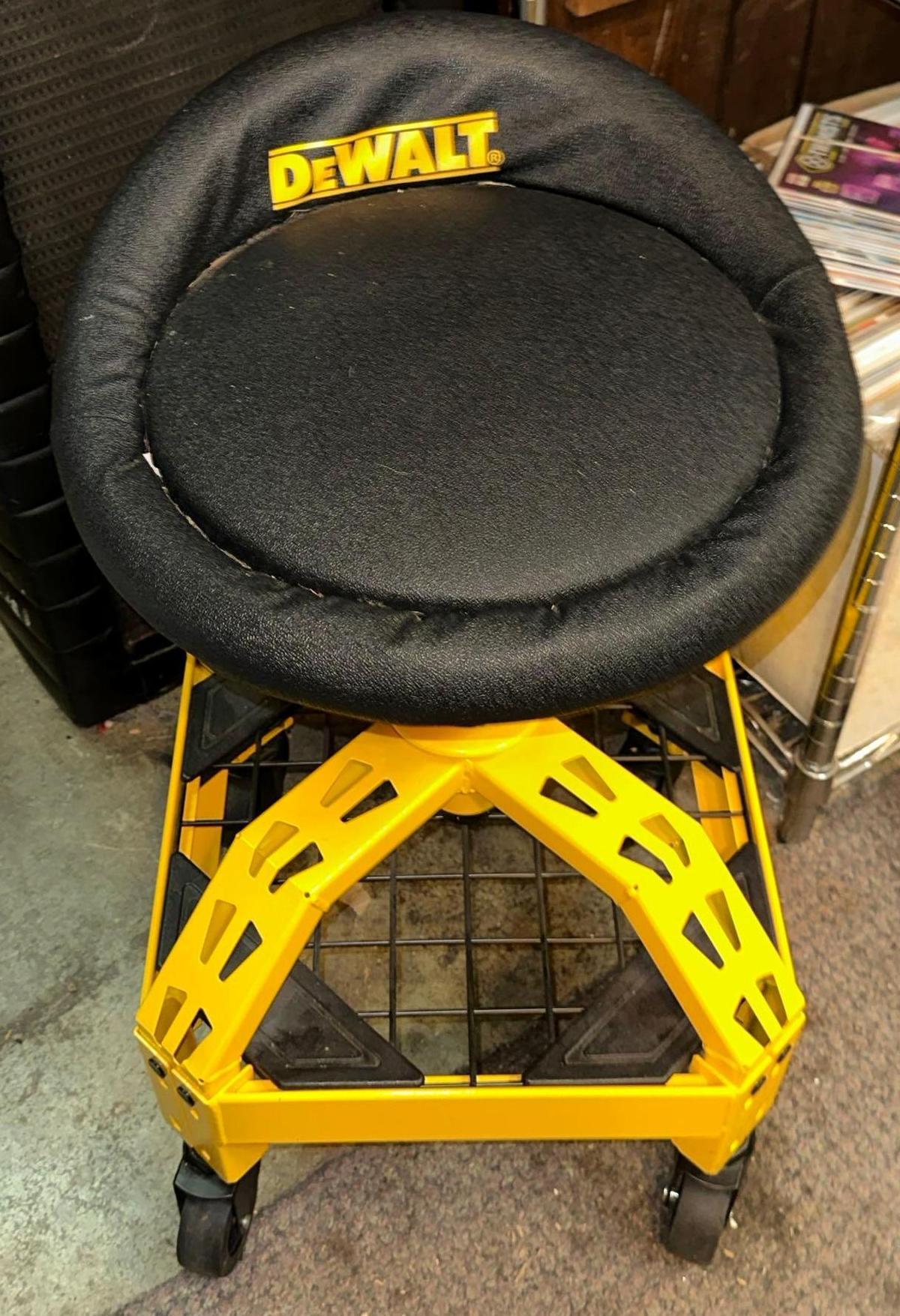 Heavy Duty Dewalt Roller Adjustable Chair- holds up to 400lbs