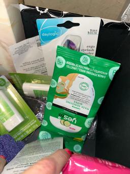 New Bathroom/Personal Care Lot