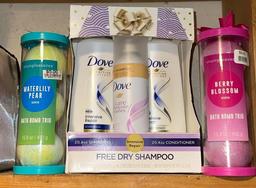 New Dove Shampoo and Conditioner set and 6 Bath Bombs
