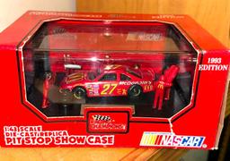NIB Racing Champions Pit Stop Show Case MCD #27