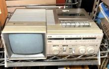 Vintage Portable Samsung Tv, Radio and Cassette player Model BT-122AT-untested