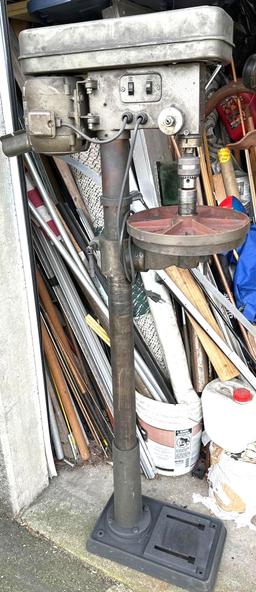 Mario1 Drill Press Model C114FX 5/8" Capacity-works