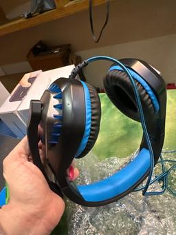 ButFllake GH-1 Gaming Headset- Looks like New