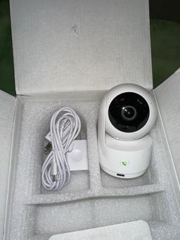 Smart Pan Tilt Pet Camera- Looks to be New