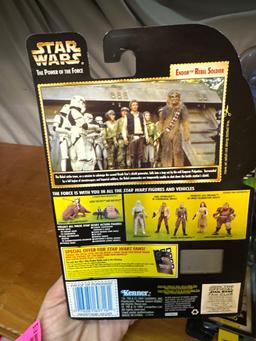 4 NEW In package 1990's Star Wars Action Figures